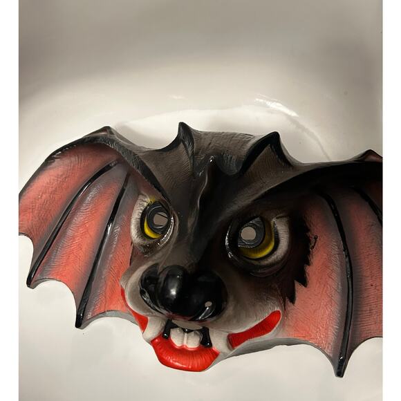 Vintage 1960s 1970s Cesar Style Halloween Plastic Mask Rare Vampire Bat - Picture 7 of 12